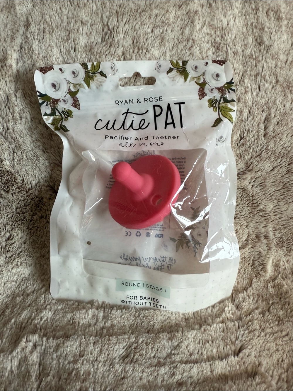 Ryan & Rose Cutie Pat Pacifier - Punch Color